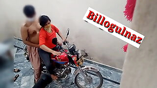 Hot XXX fucked by collaborate on bike hindi audio